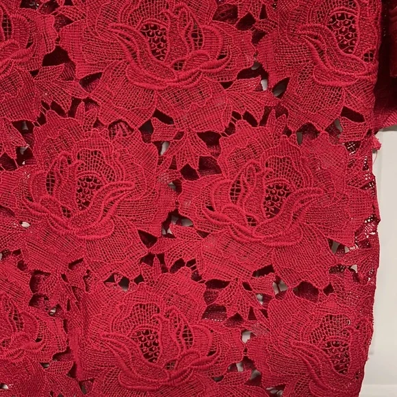 ❤️Rafaella Red Floral Lace Top - Picture 7 of 8